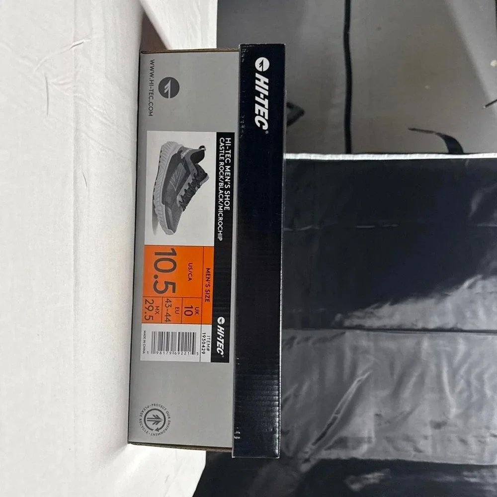trail shoes size 10.5 ,new